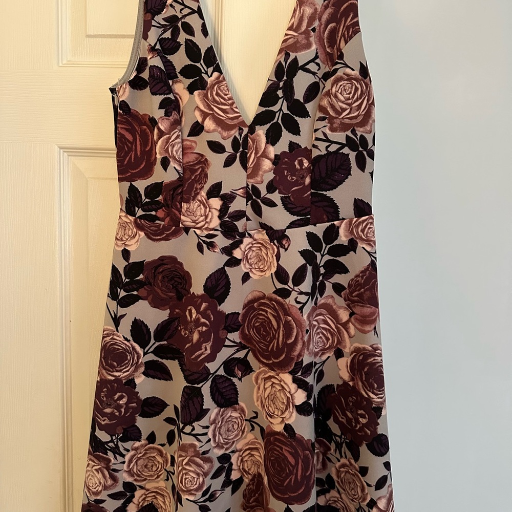 Purple Floral V-Neck Dress size medium